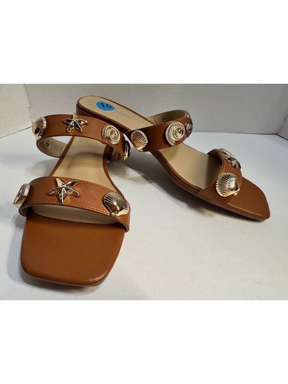Forever Women’s Size 10 Beach-Themed Cognac Brown Strappy Flat Sandals NWT